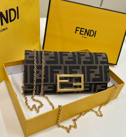 Pre-Owned Fendi Baguette – Brown – One Size – Authentic